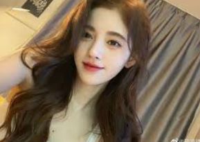 17c视频中心｜高清视频浏览与热门内容实时推荐